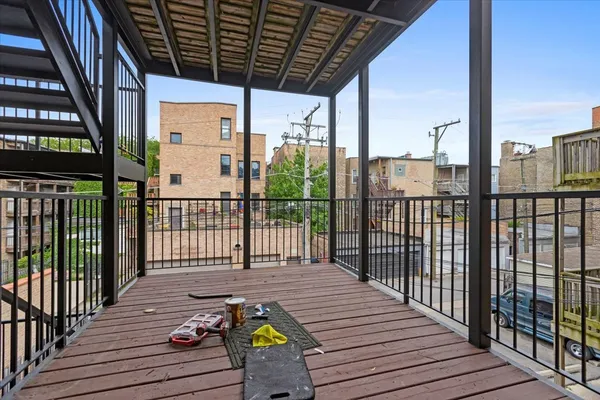 $2,845 | 7717 North Marshfield Avenue, Unit 2, Chicago, IL 60626