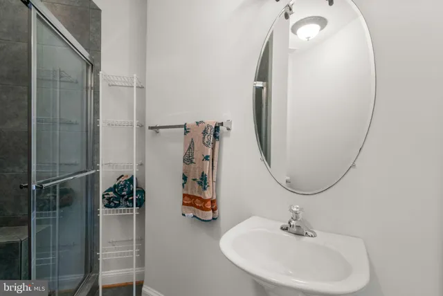 $1,650,000 | 921 Lake Drive, Arnold, MD 21012