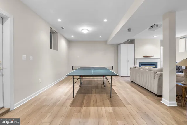 $1,550,000 | 921 Lake Drive, Arnold, MD 21012