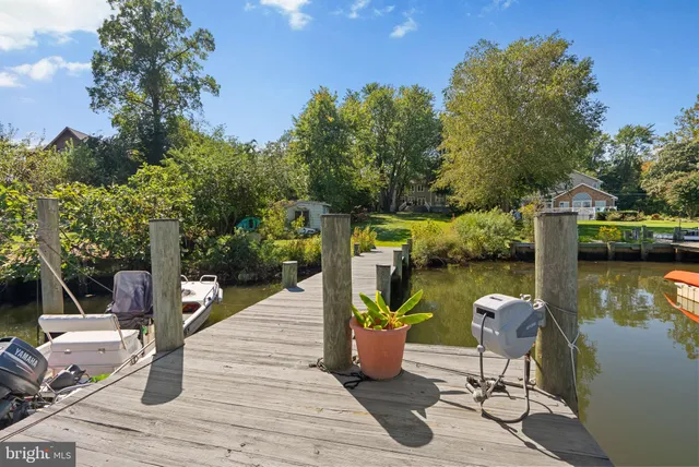 $1,650,000 | 921 Lake Drive, Arnold, MD 21012