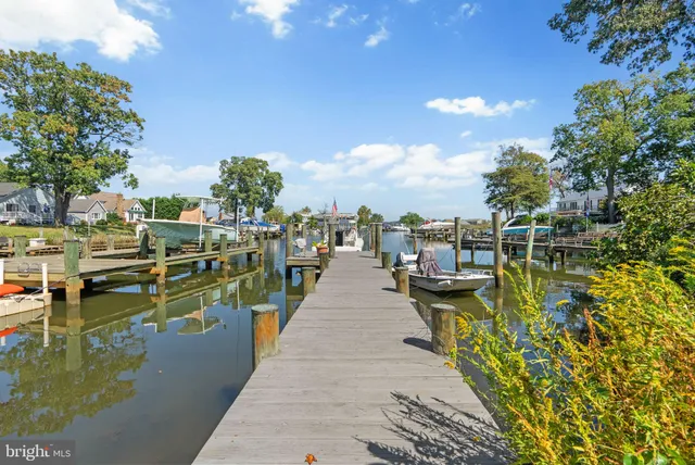 $1,650,000 | 921 Lake Drive, Arnold, MD 21012