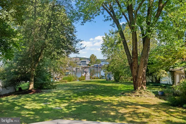 $1,550,000 | 921 Lake Drive, Arnold, MD 21012