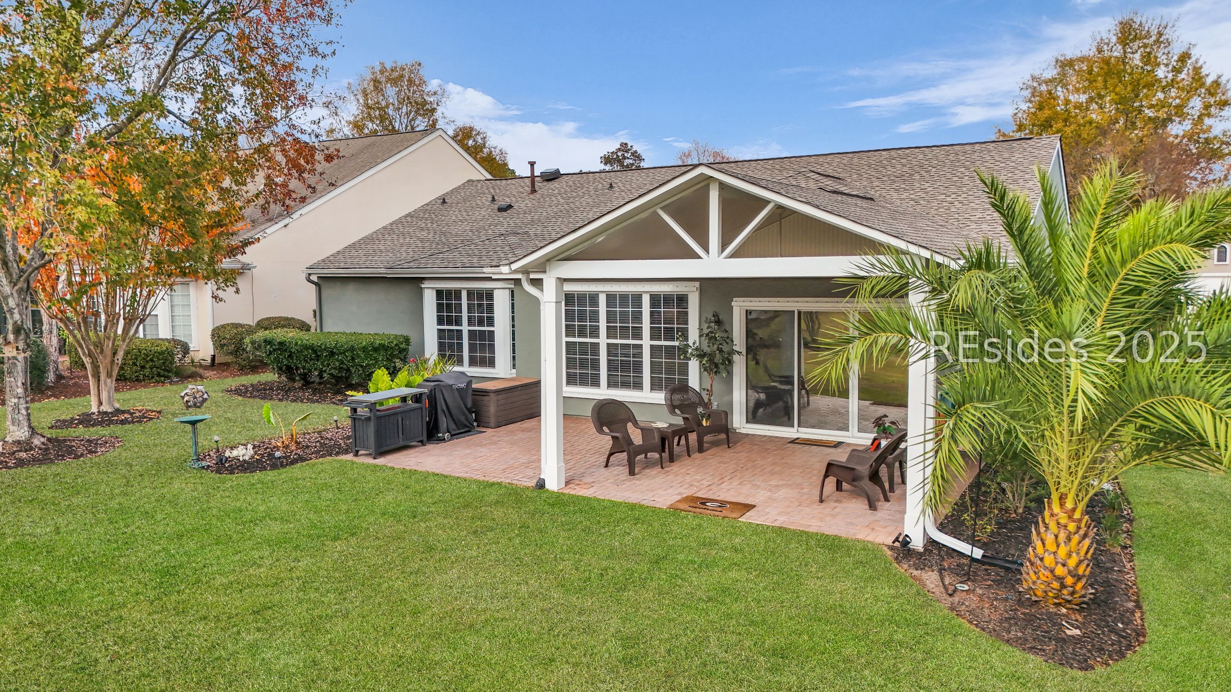 21 Wendover Court Bluffton, SC 29909 - Photo 2 of 53