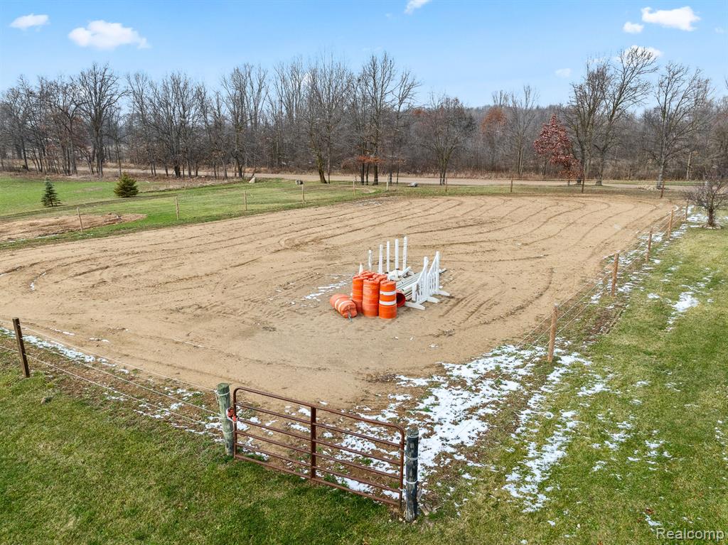 7340 Nickleplate Road Muir, MI 48860 - Photo 33 of 54