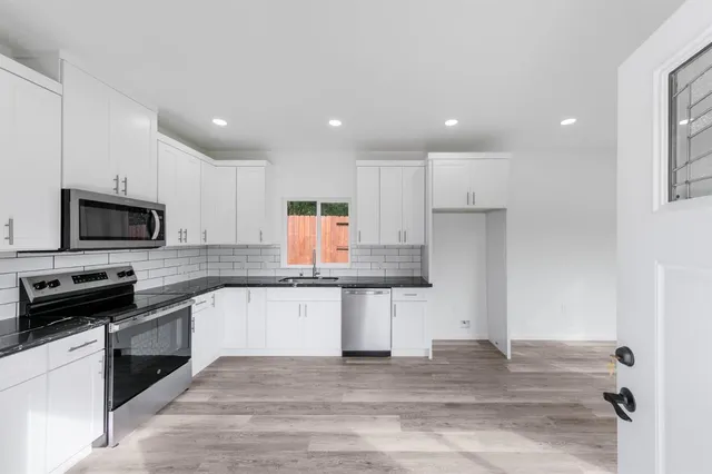 $2,250 | 7750 Wachtel Way, Orangevale, CA 95662