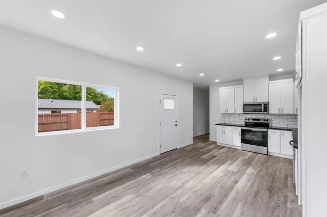 $2,250 | 7750 Wachtel Way, Orangevale, CA 95662