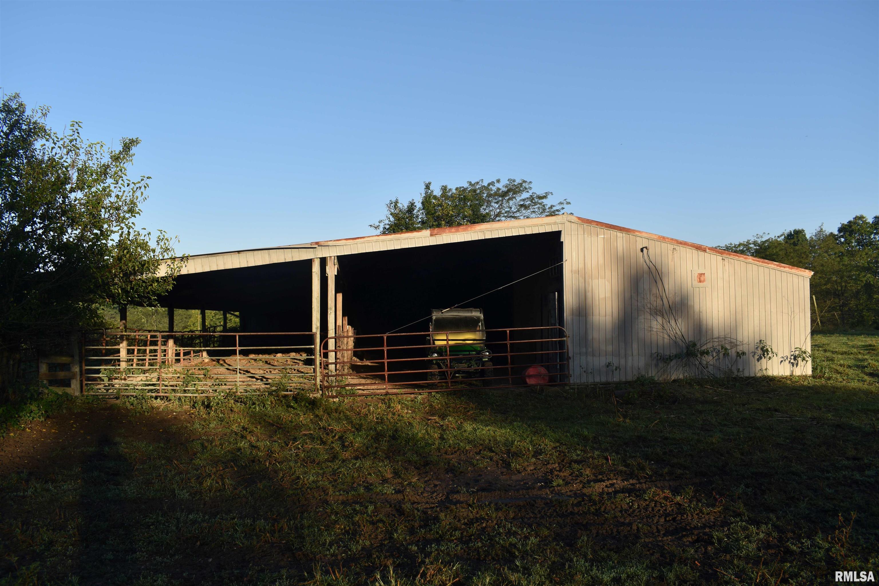 0 2625 East Road Clayton, IL 62324 - Photo 12 of 16 Gallery Image 12