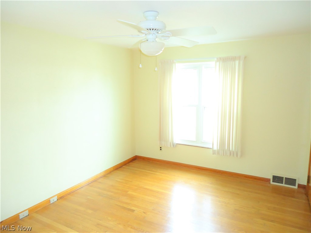 6711 Ackley Road Cleveland, OH 44129 - Photo 8 of 13 Gallery Image 8