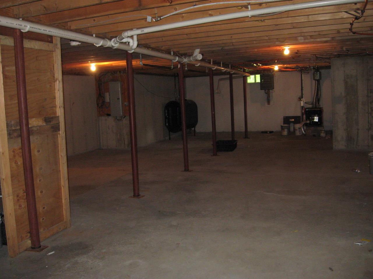 83 Quaker City Road Charlestown, NH 03603 - Photo 6 of 32 Gallery Image 6