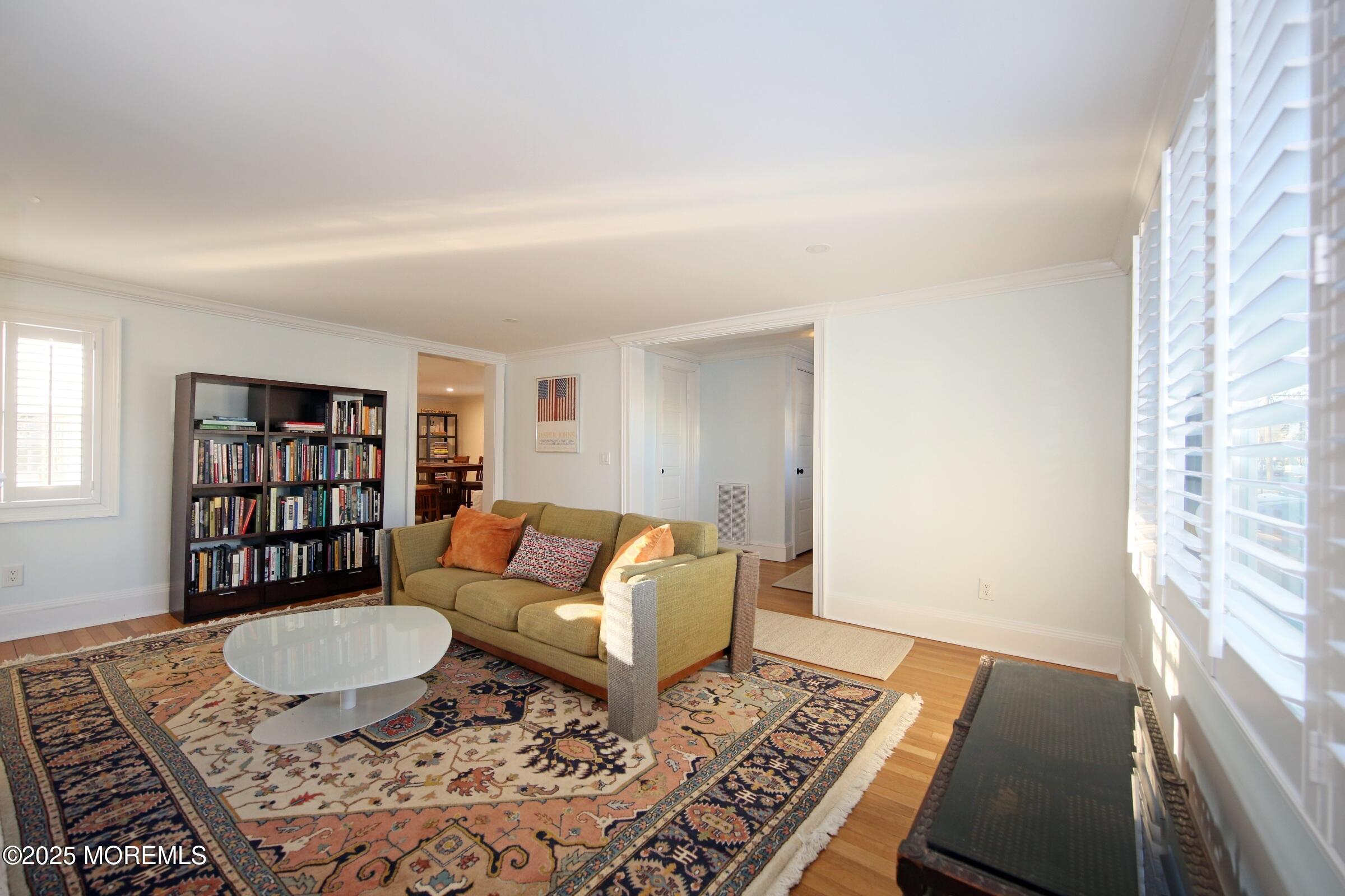 166 Broadway Keyport, NJ 07735 - Photo 26 of 68 Living Room