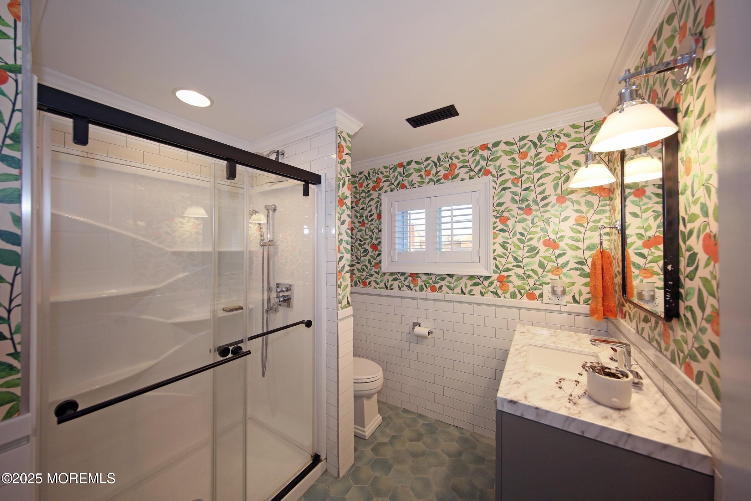 166 Broadway Keyport, NJ 07735 - Photo 40 of 68 Upstairs Bath