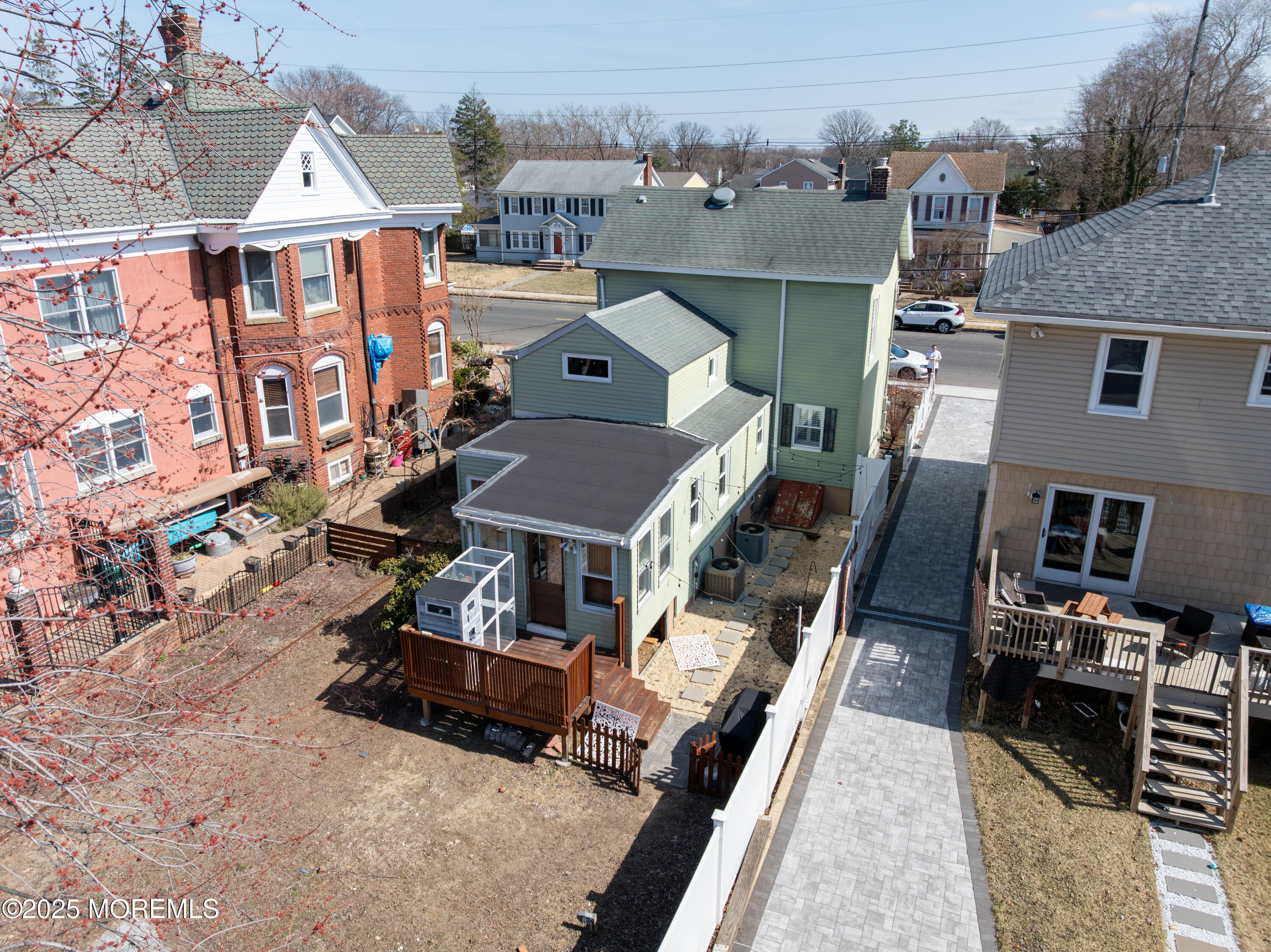 166 Broadway Keyport, NJ 07735 - Photo 4 of 68 Big Back Yard