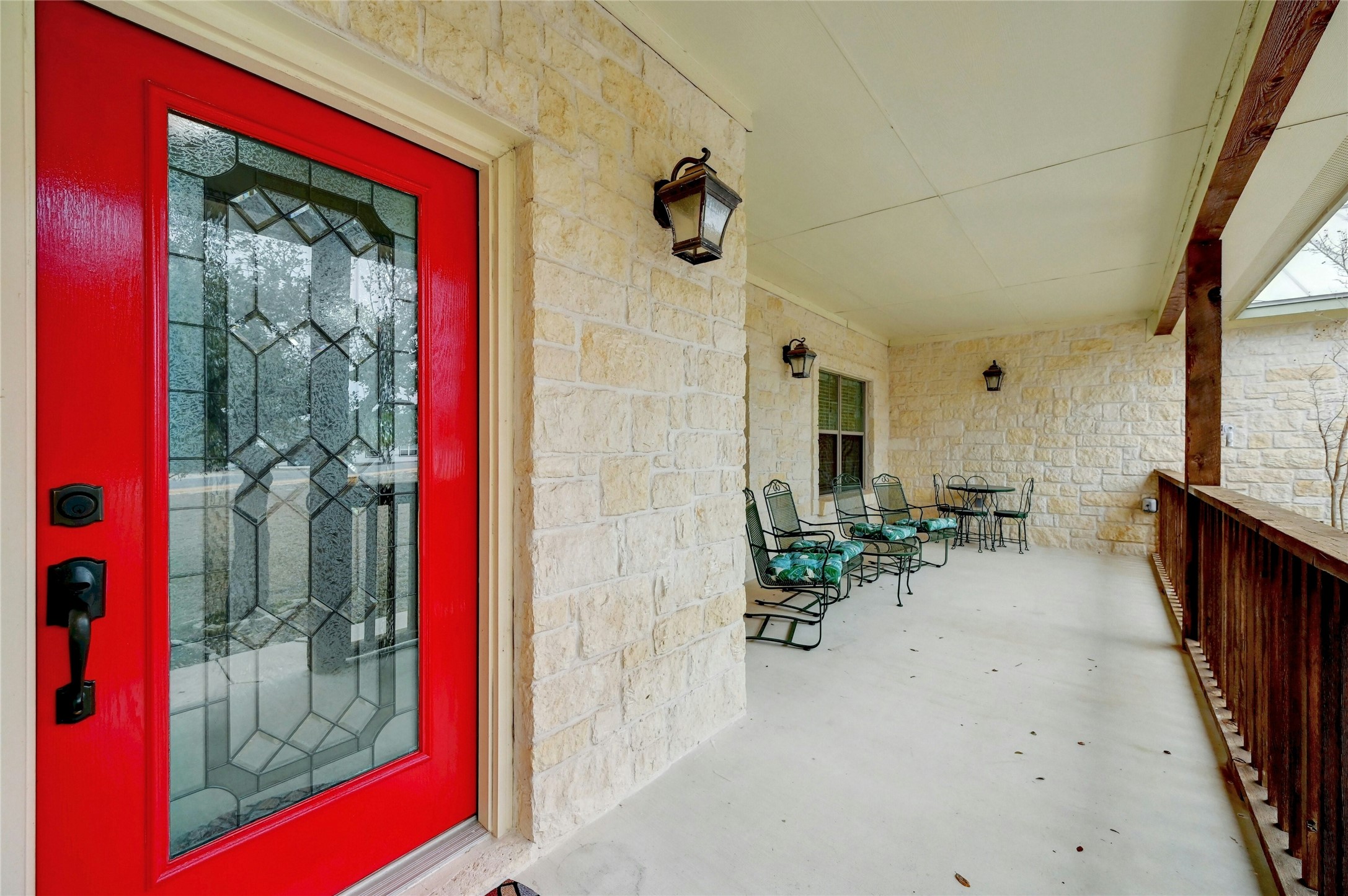 1370 Sunset View Fischer, TX 78623 - Photo 4 of 29 Room for relaxing and daydreaming here.