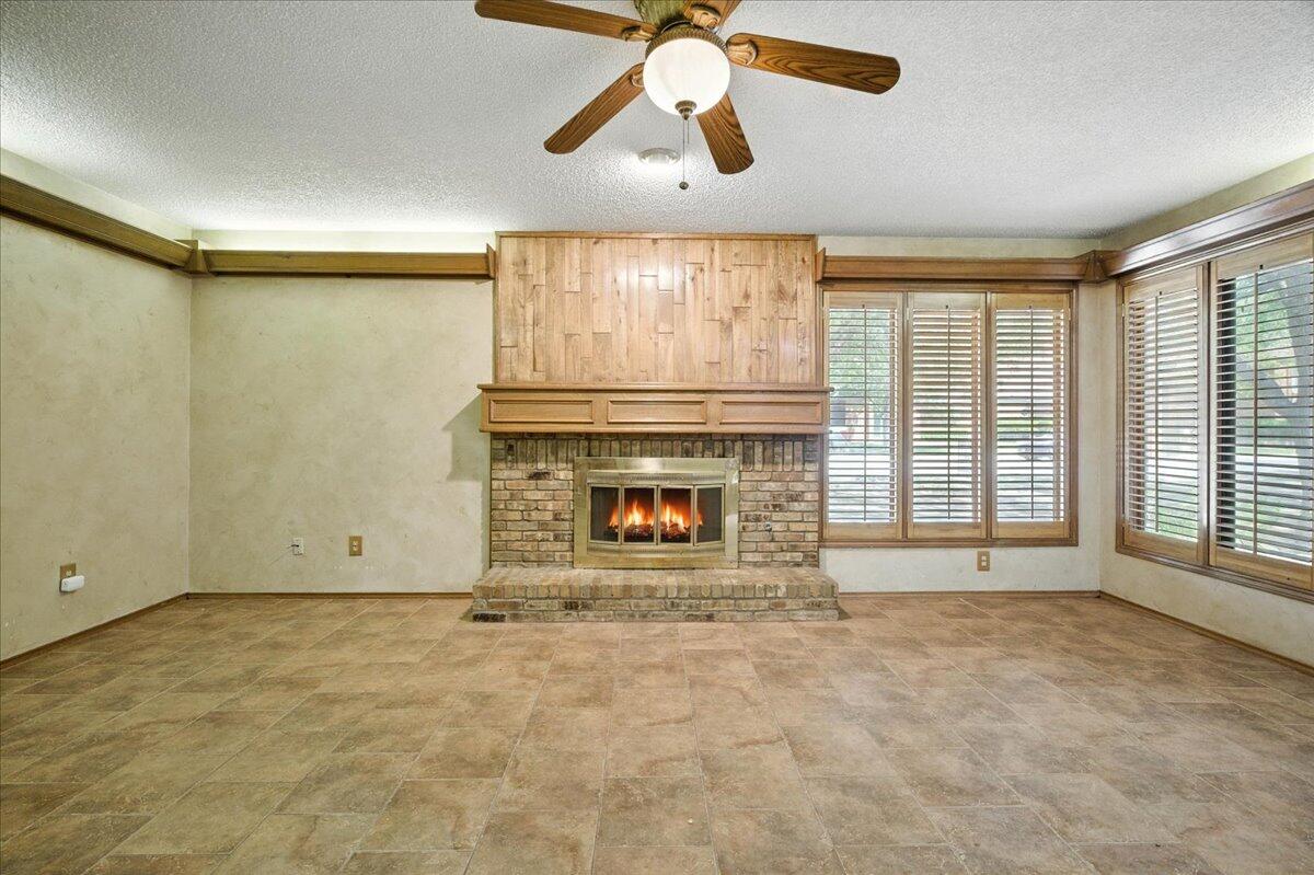 4615 91st Street Lubbock, TX 79424 - Photo 13 of 42 13-DRG09165_with_fire