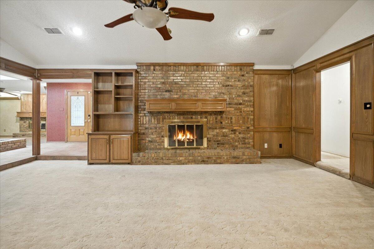 4615 91st Street Lubbock, TX 79424 - Photo 10 of 42 09-DRG09153_with_fire