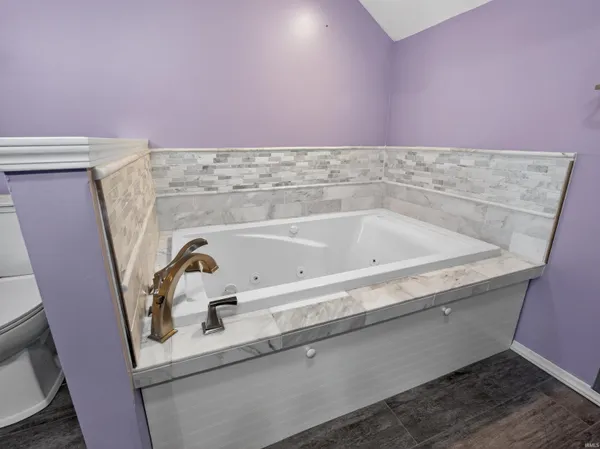 $305,000 | 3018 Trappers Cove, Huntington, IN 46750