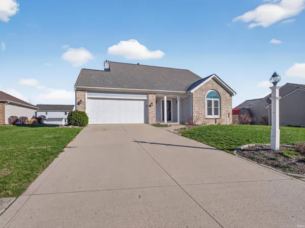 $305,000 | 3018 Trappers Cove, Huntington, IN 46750