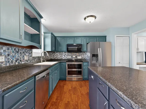 $305,000 | 3018 Trappers Cove, Huntington, IN 46750