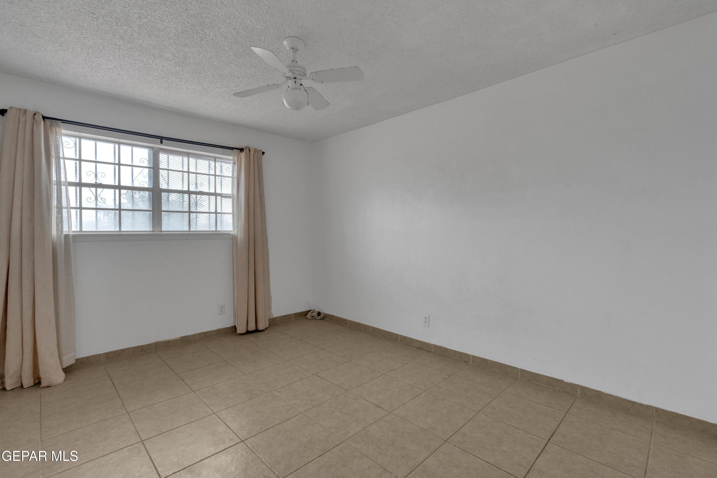 337 Clairemont Road El Paso, TX 79912 - Photo 34 of 45 2 (30)