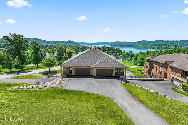 $847,460 | 2432 Grand Vw Court, Kingston, TN 37763