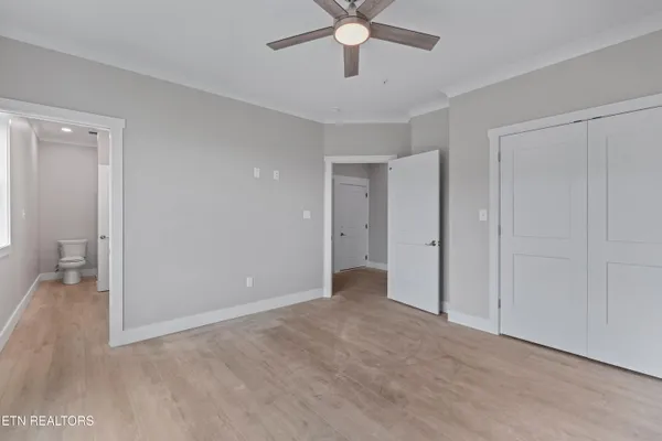 $847,460 | 2432 Grand Vw Court, Kingston, TN 37763