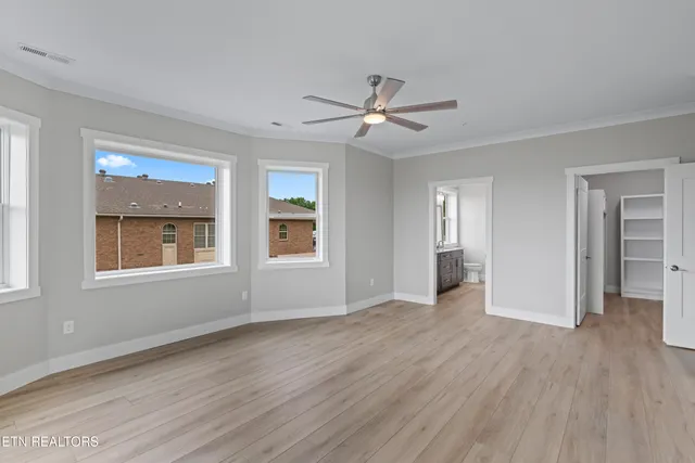 $847,460 | 2432 Grand Vw Court, Kingston, TN 37763