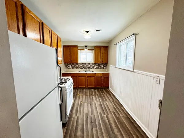 $180,000 | 1586 Valley Drive, Highland, MI 48356