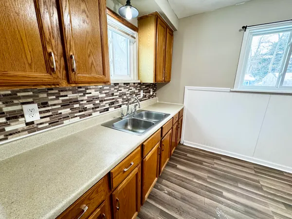 $180,000 | 1586 Valley Drive, Highland, MI 48356