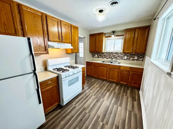 $180,000 | 1586 Valley Drive, Highland, MI 48356