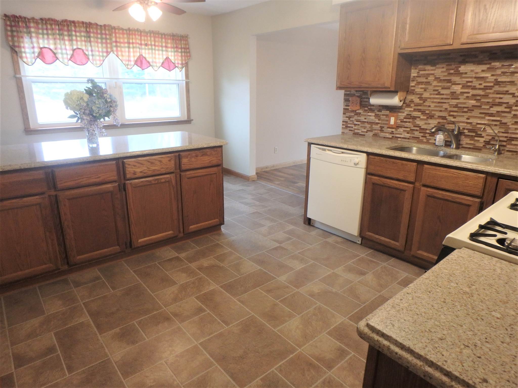 12390 Painted Ridge Trail Granger, IN 46530 - Photo 5 of 31 Gallery Image 5