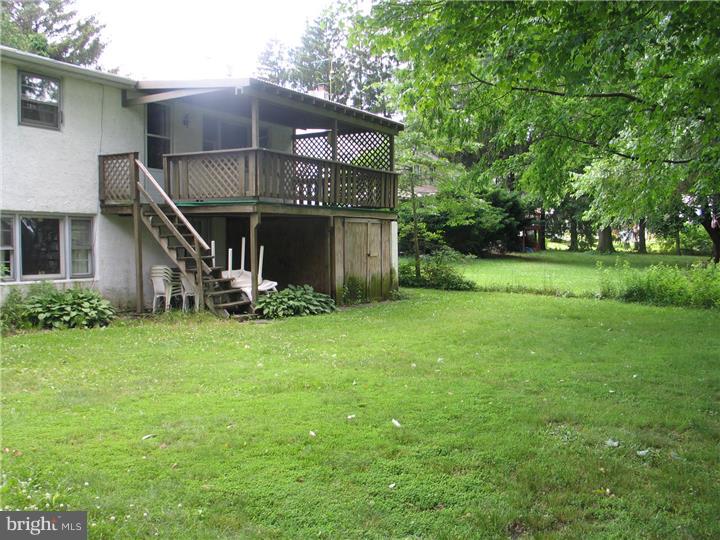 1509 Nevarc Road Warminster, PA 18974 - Photo 11 of 11 Back Yard