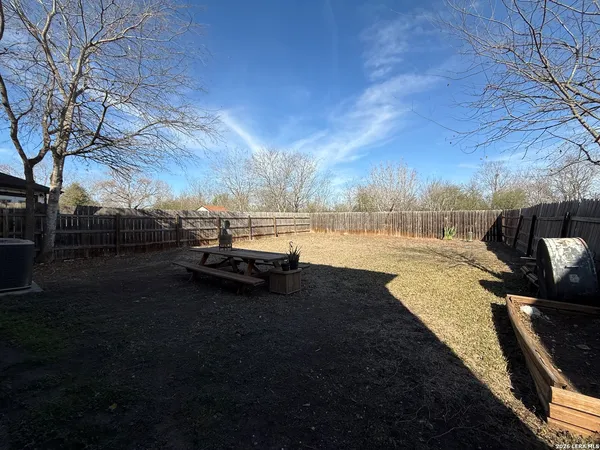 $1,635 | 6910 Saharastone Drive, Converse, TX 78109