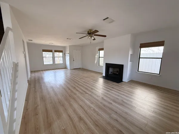 $1,635 | 6910 Saharastone Drive, Converse, TX 78109