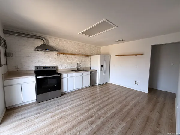 $1,635 | 6910 Saharastone Drive, Converse, TX 78109