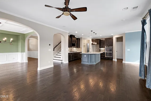 $1,200,000 | 1713 Yateley Lane, Apex, NC 27502