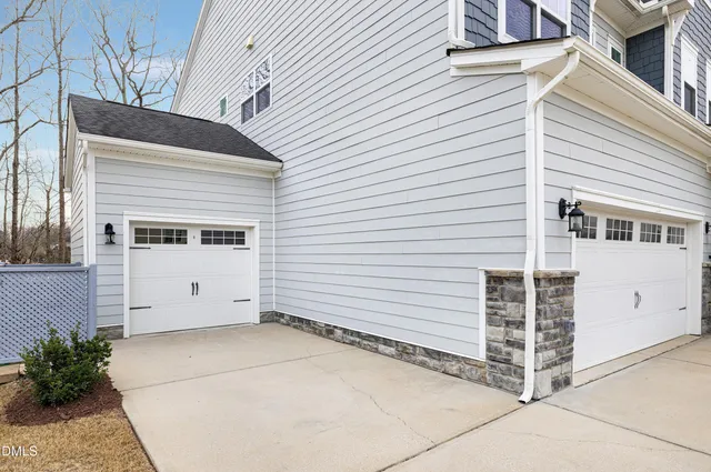 $1,200,000 | 1713 Yateley Lane, Apex, NC 27502