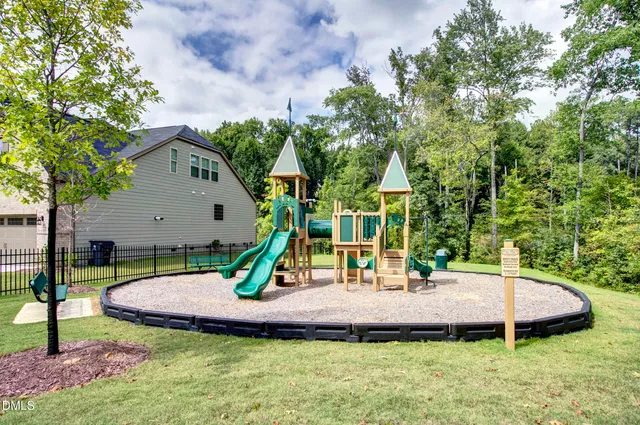 $1,200,000 | 1713 Yateley Lane, Apex, NC 27502