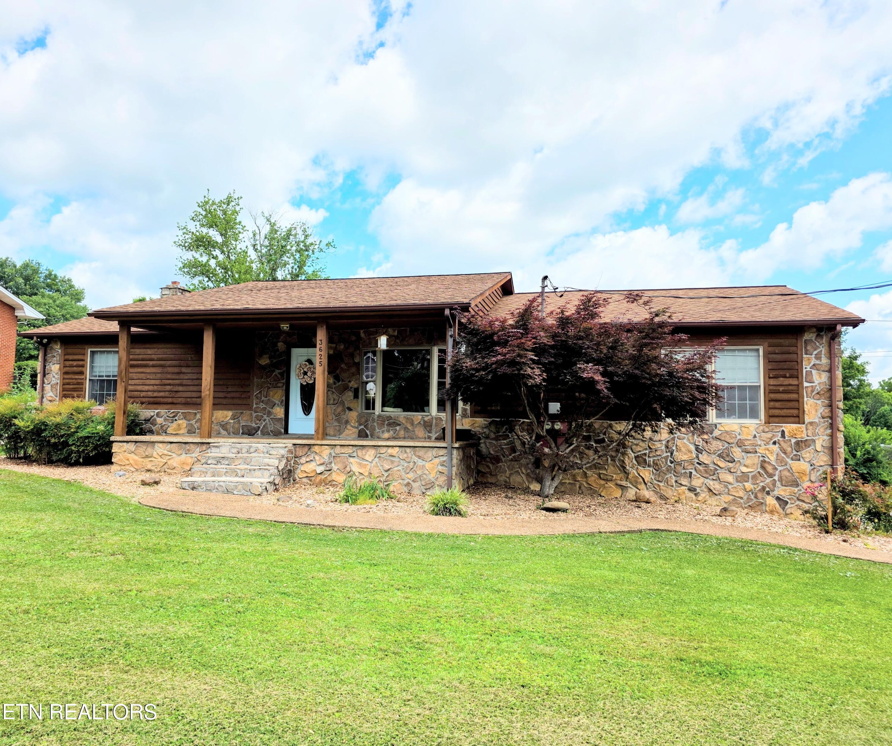 3625 Cunningham Road Knoxville, TN 37918 - Photo 2 of 35 HOME