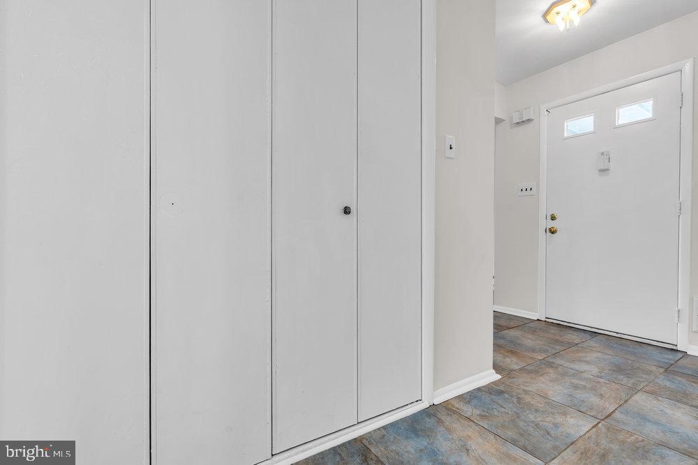 201 Blake Circle Brick, NJ 08724 - Photo 12 of 45