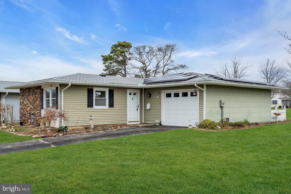 201 Blake Circle Brick, NJ 08724 - Photo 4 of 45