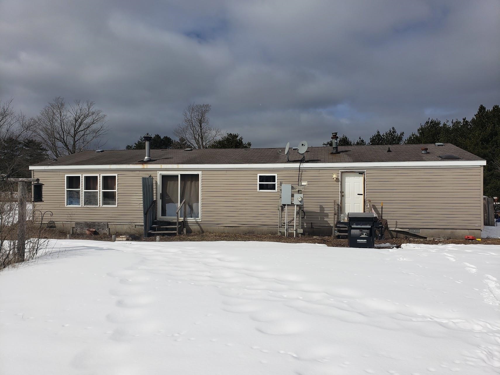 9474 Innis Road Northeast Alden, MI 49612 - Photo 6 of 11 Gallery Image 6