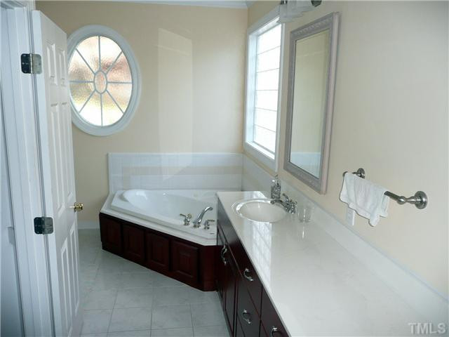 3316 Tall Tree Place Raleigh, NC 27607 - Photo 8 of 23 Master Bath/Spa