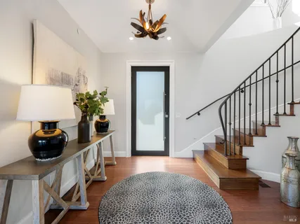 $6,277,000 | 9 Burrell Court, Tiburon, CA 94920