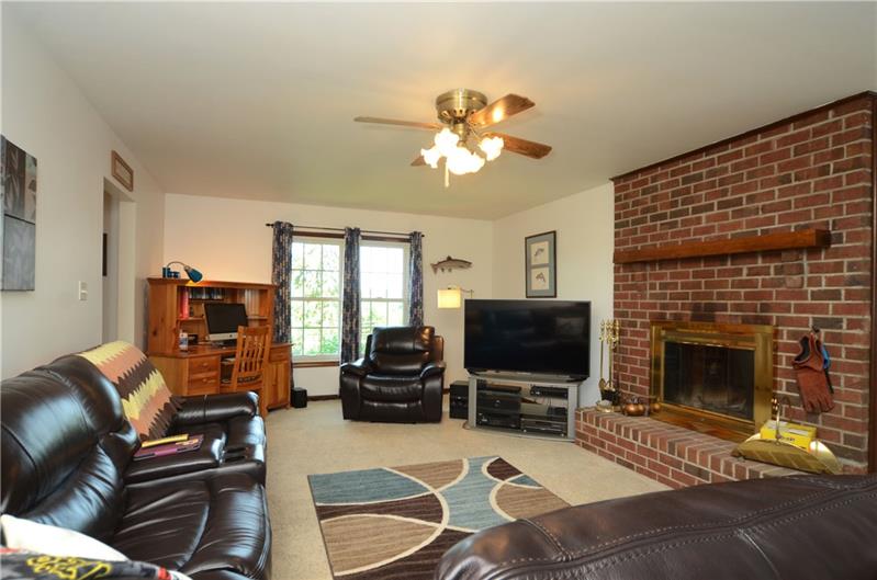 61 Swallow Hill Road Carnegie, PA 15106 - Photo 8 of 15 Family Room/Den