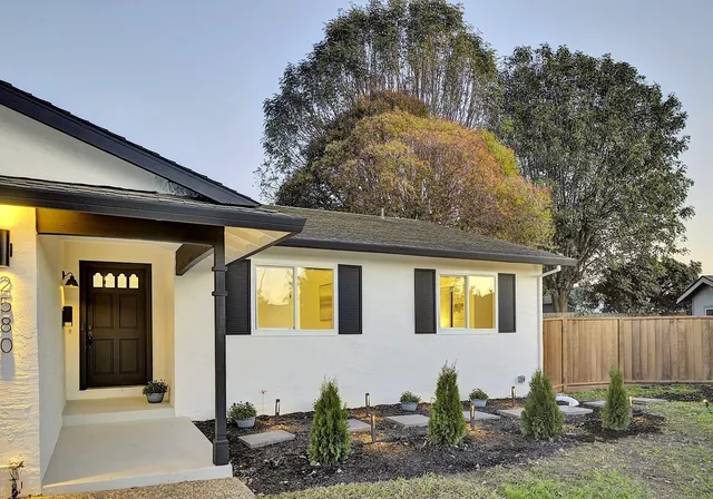 $1,375,000 | 2580 Early Rivers Court, Union City, CA 94587