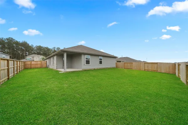 $2,100 | 40343 Bermuda Ivy Street, Magnolia, TX 77354