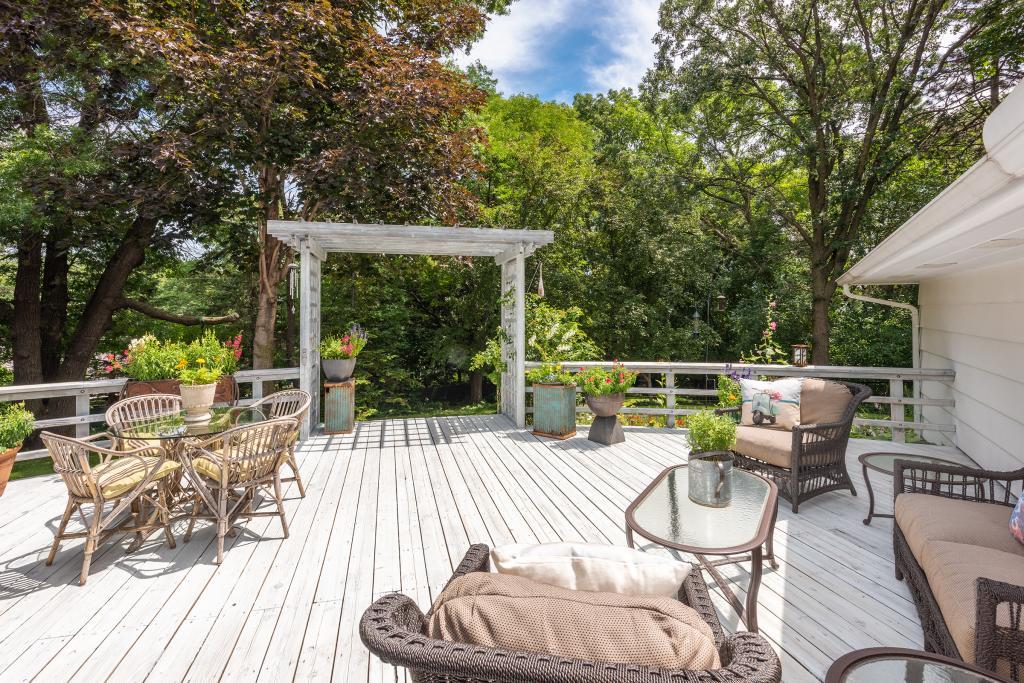 4553 Ellerdale Road Minnetonka, MN 55345 - Photo 14 of 22 Gallery Image 14