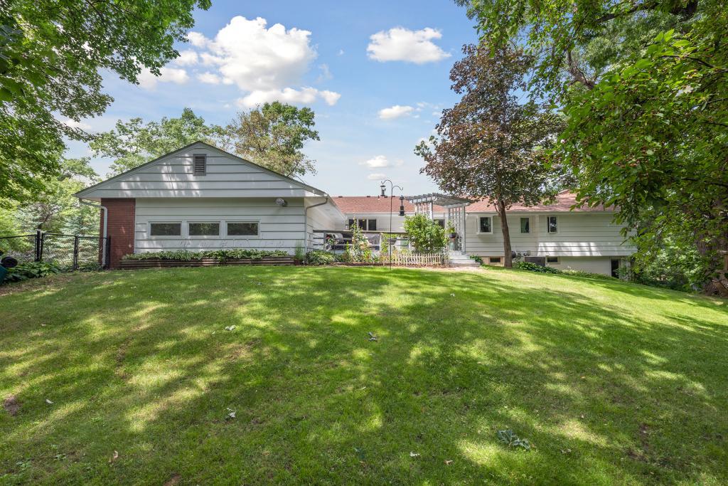 4553 Ellerdale Road Minnetonka, MN 55345 - Photo 21 of 22 Gallery Image 21