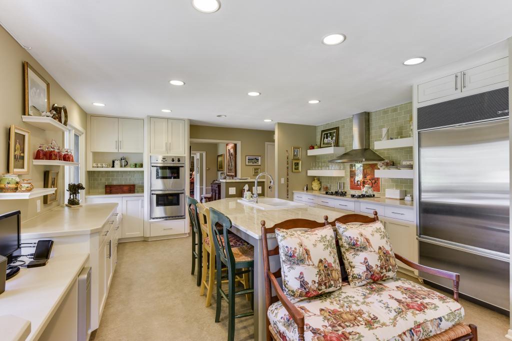 4553 Ellerdale Road Minnetonka, MN 55345 - Photo 8 of 22 Gallery Image 8