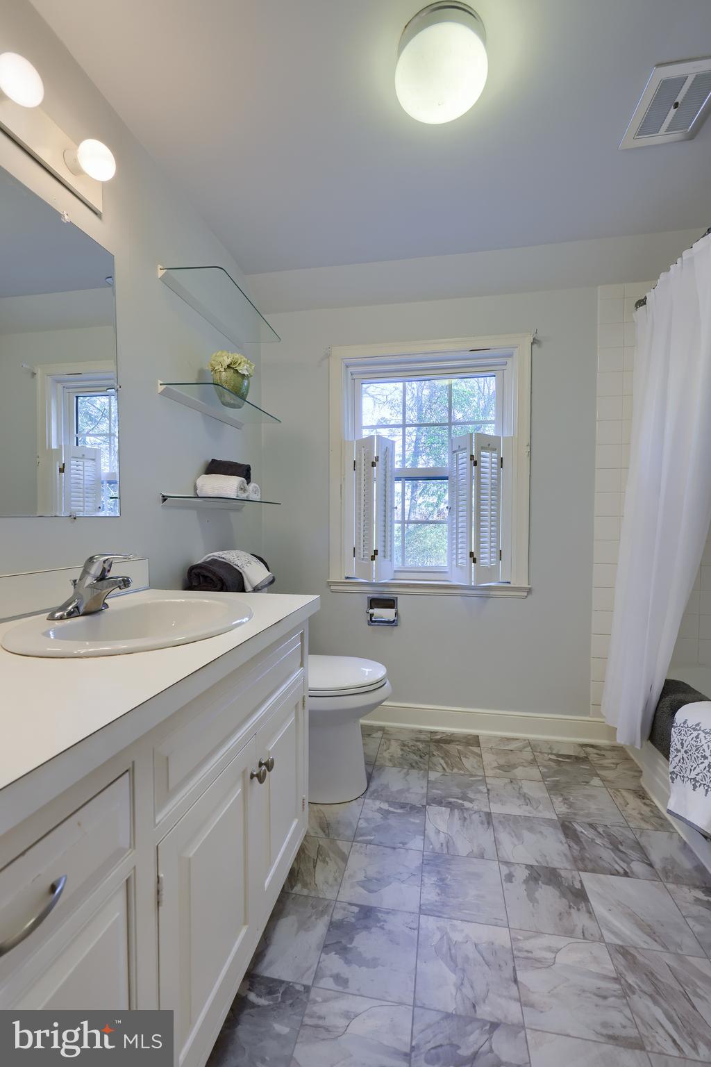 1313 Clayton Road Lancaster, PA 17603 - Photo 43 of 49 Gallery Image 43
